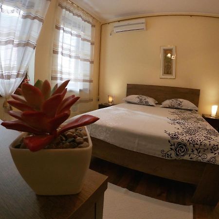 Apartment Honey Free Parking サラエヴォ エクステリア 写真