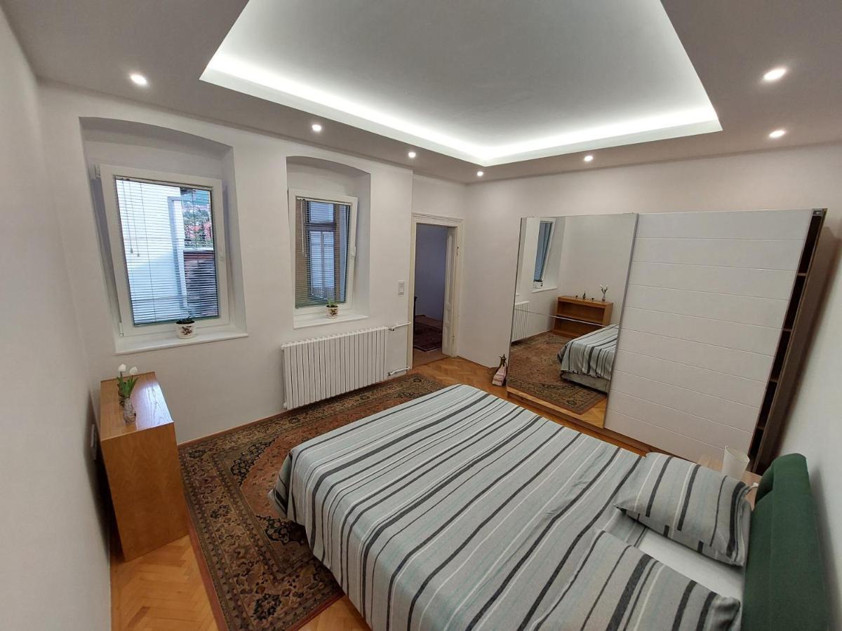 Apartment Honey Free Parking サラエヴォ エクステリア 写真