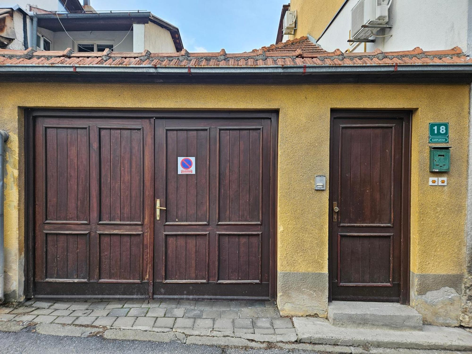Apartment Honey Free Parking サラエヴォ エクステリア 写真